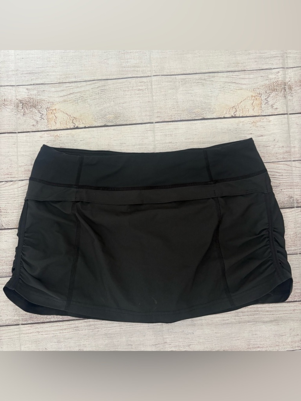 LULULEMON Black Skirt/Skort Size 8